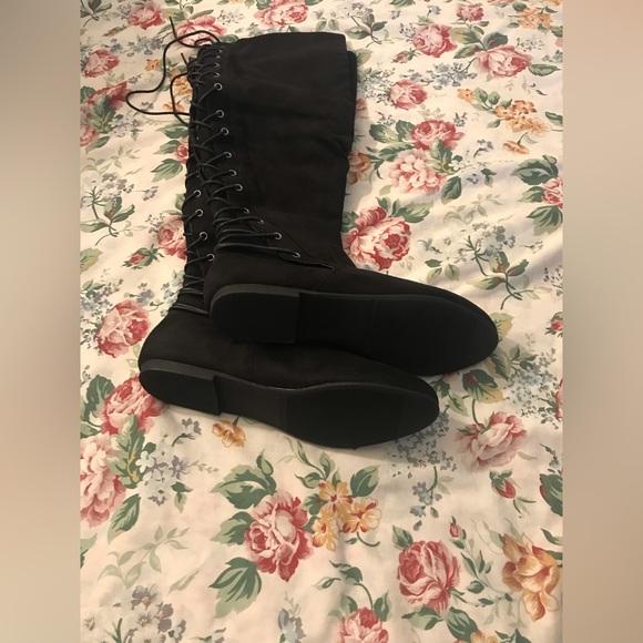 *SOLD* Marian Lace Up Boot - Picture 4 of 8